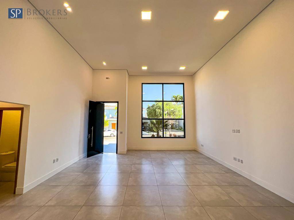 Casa de Condomínio à venda com 3 quartos, 222m² - Foto 4