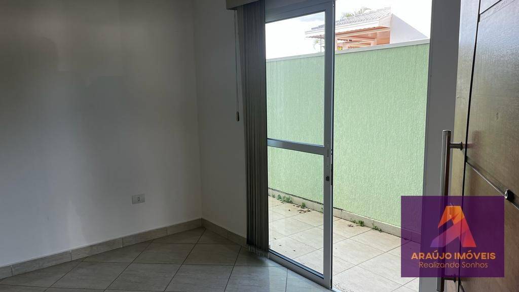 Casa de Condomínio à venda e aluguel com 3 quartos, 200m² - Foto 9