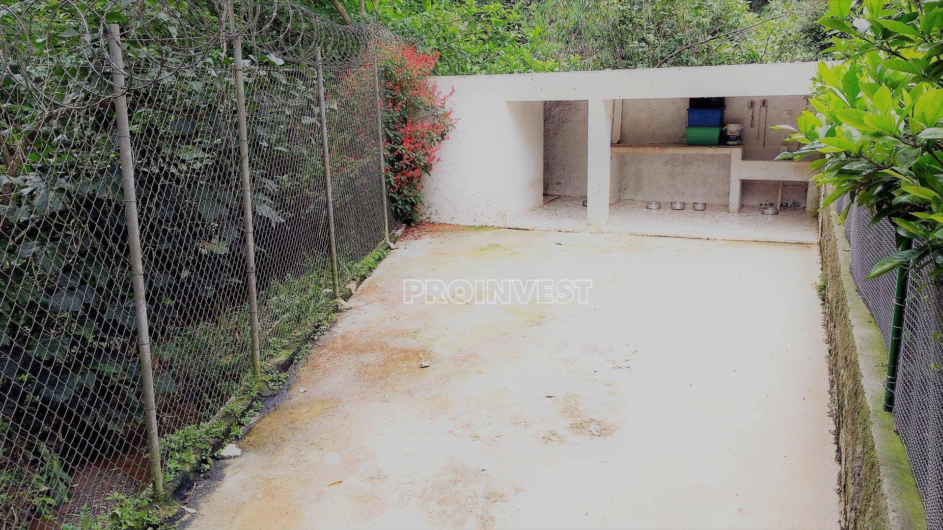 Casa à venda com 3 quartos, 300m² - Foto 38