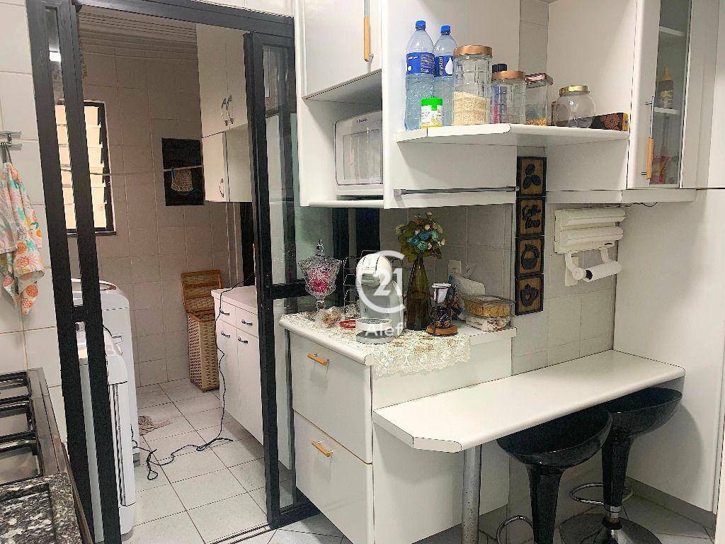 Apartamento à venda com 3 quartos, 115m² - Foto 18