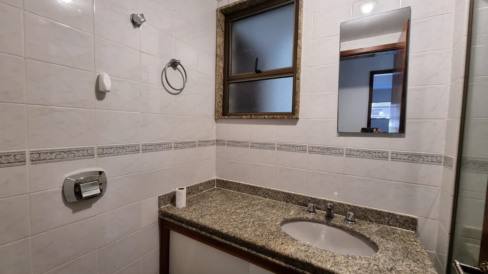 Apartamento à venda com 3 quartos, 100m² - Foto 17