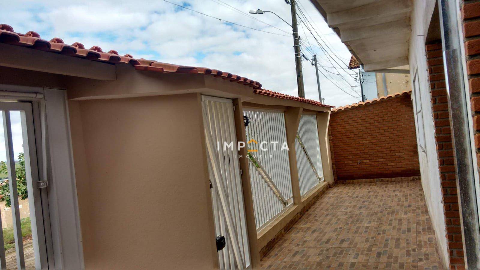 Casa à venda com 2 quartos, 110m² - Foto 5