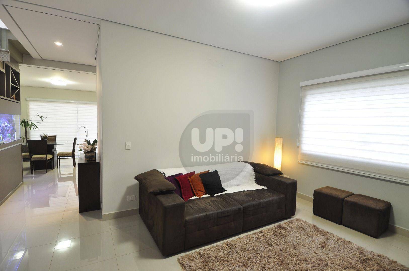 Casa de Condomínio à venda com 3 quartos, 210m² - Foto 9