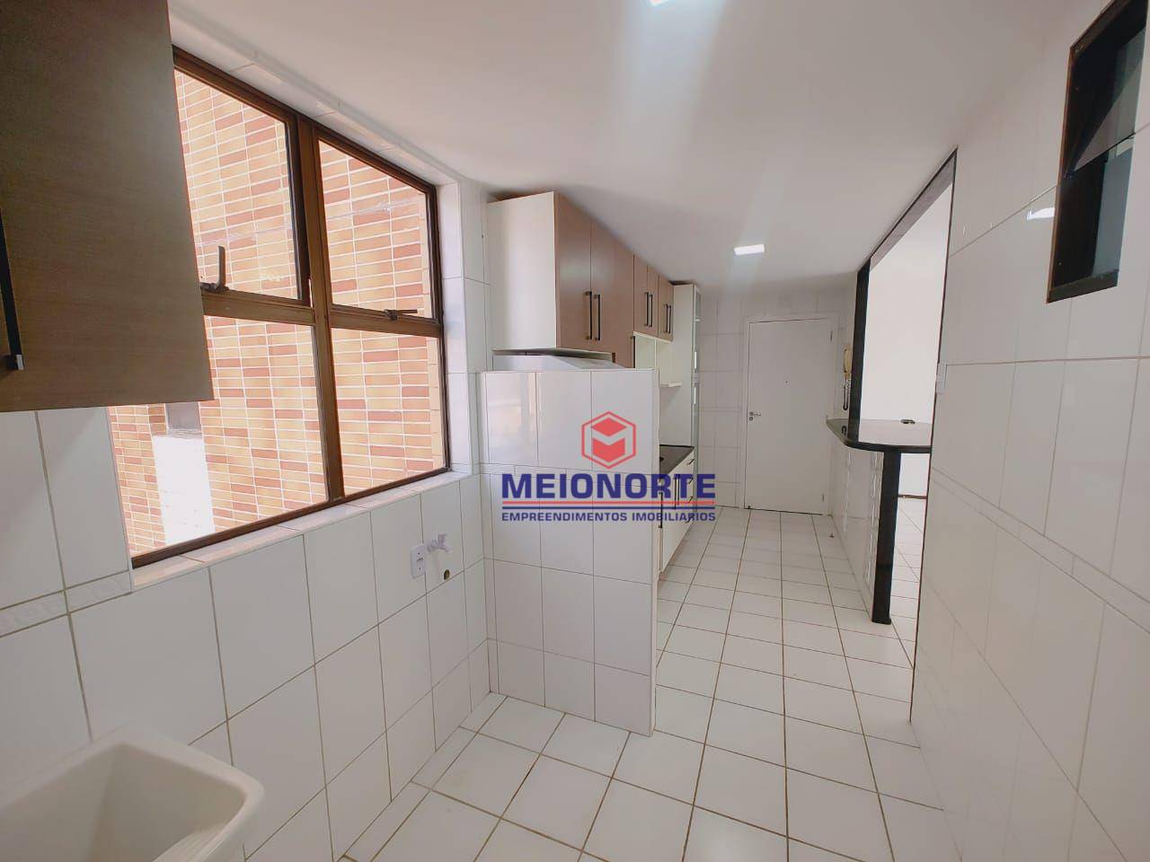 Apartamento para alugar com 3 quartos, 94m² - Foto 13