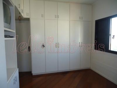 Apartamento para alugar com 4 quartos, 180m² - Foto 10