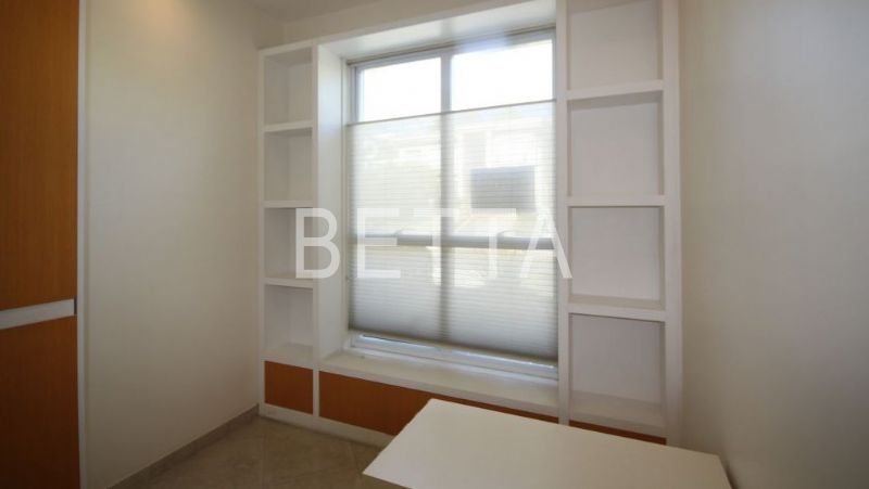 Casa à venda com 4 quartos, 600m² - Foto 11