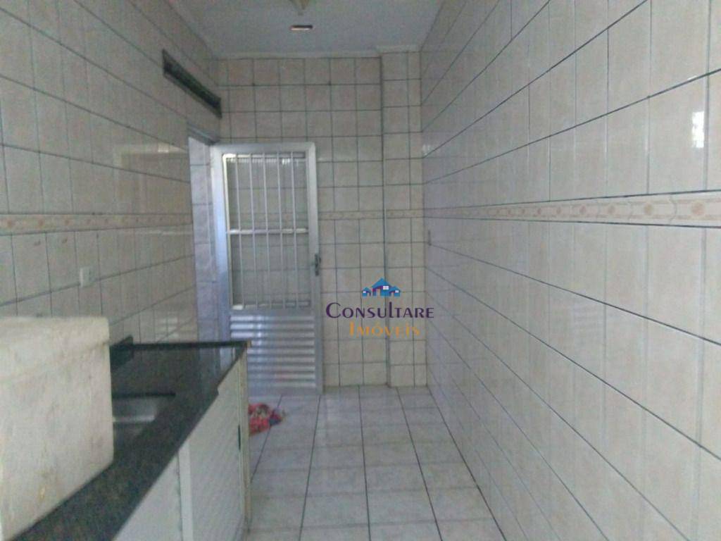 Casa à venda com 2 quartos, 99m² - Foto 14