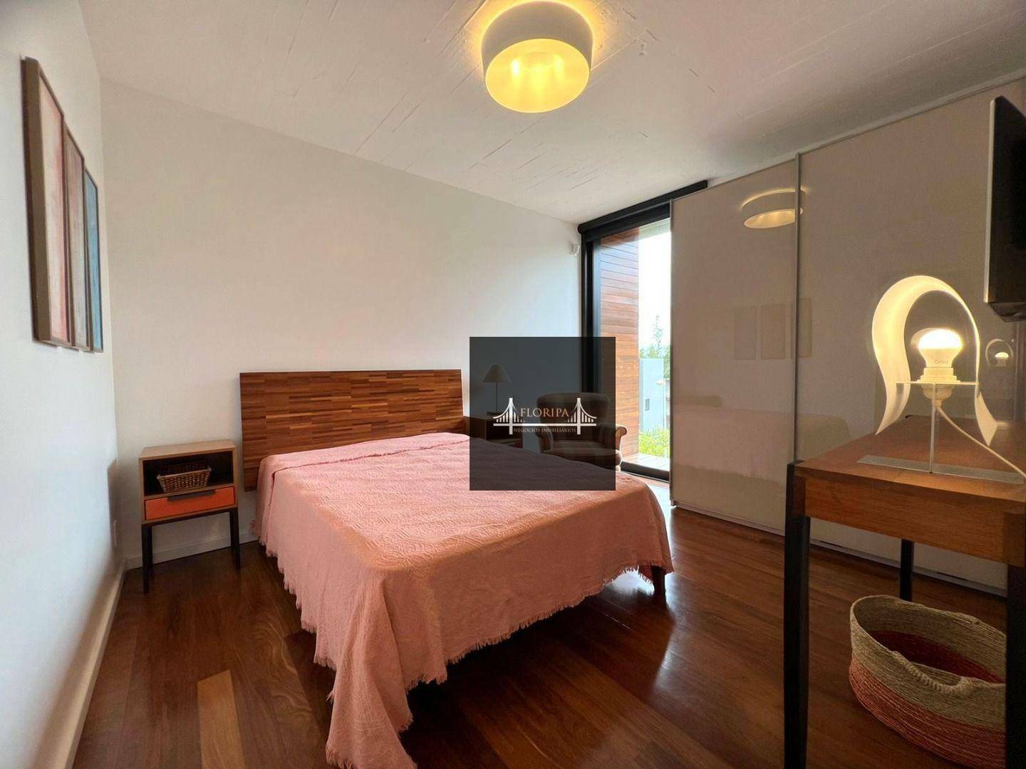 Casa à venda com 3 quartos, 340m² - Foto 11