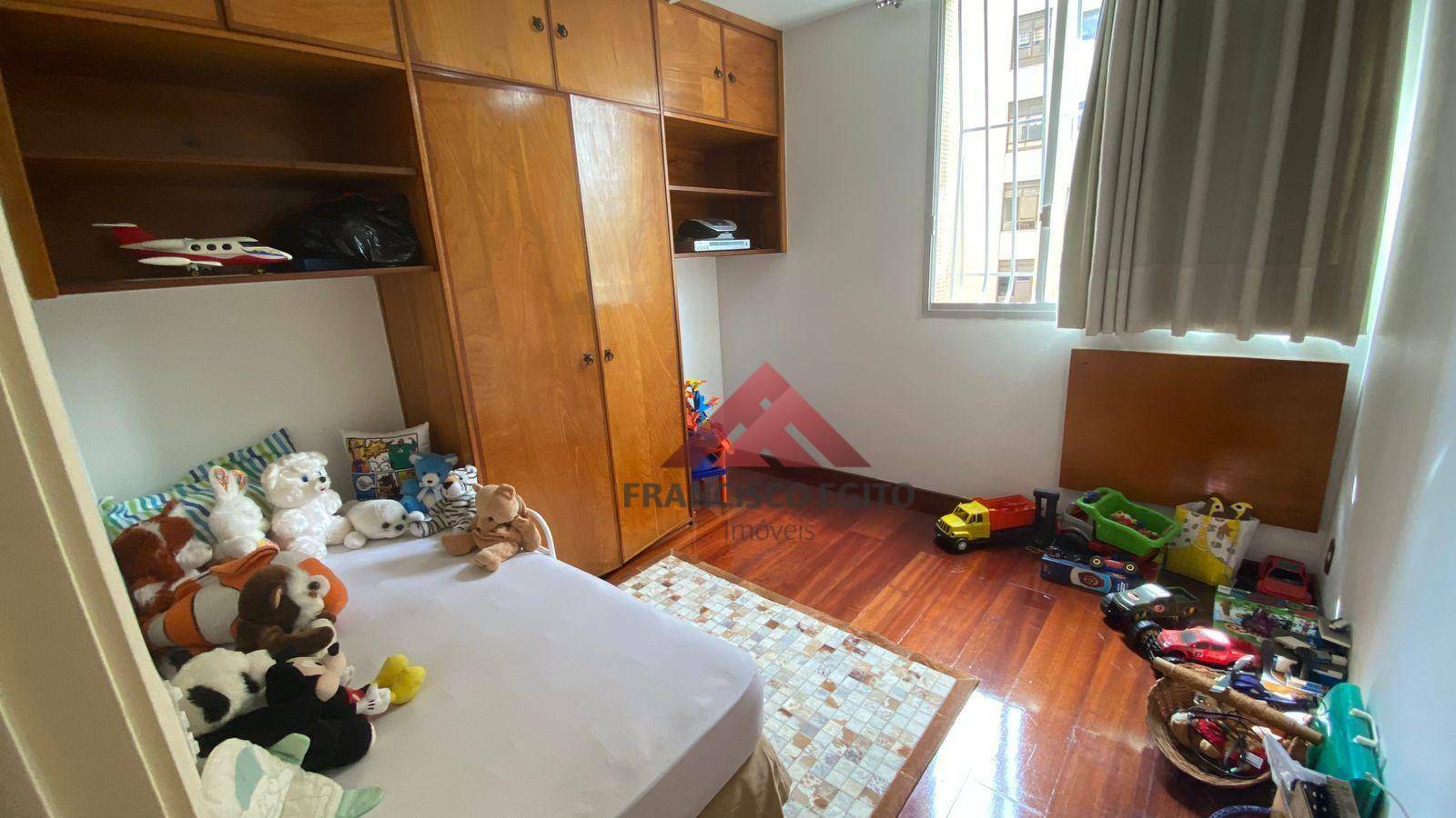 Apartamento à venda com 2 quartos, 95m² - Foto 8