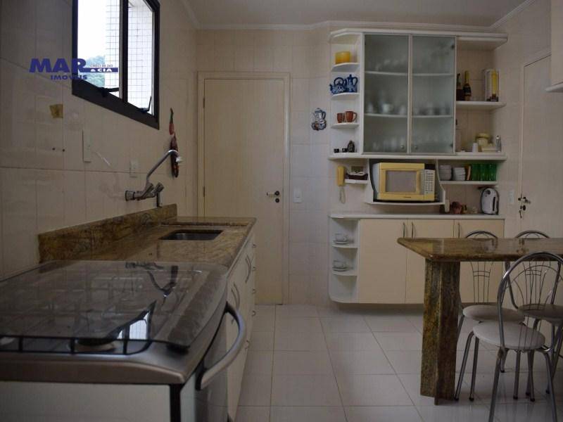 Apartamento à venda com 3 quartos, 140m² - Foto 15