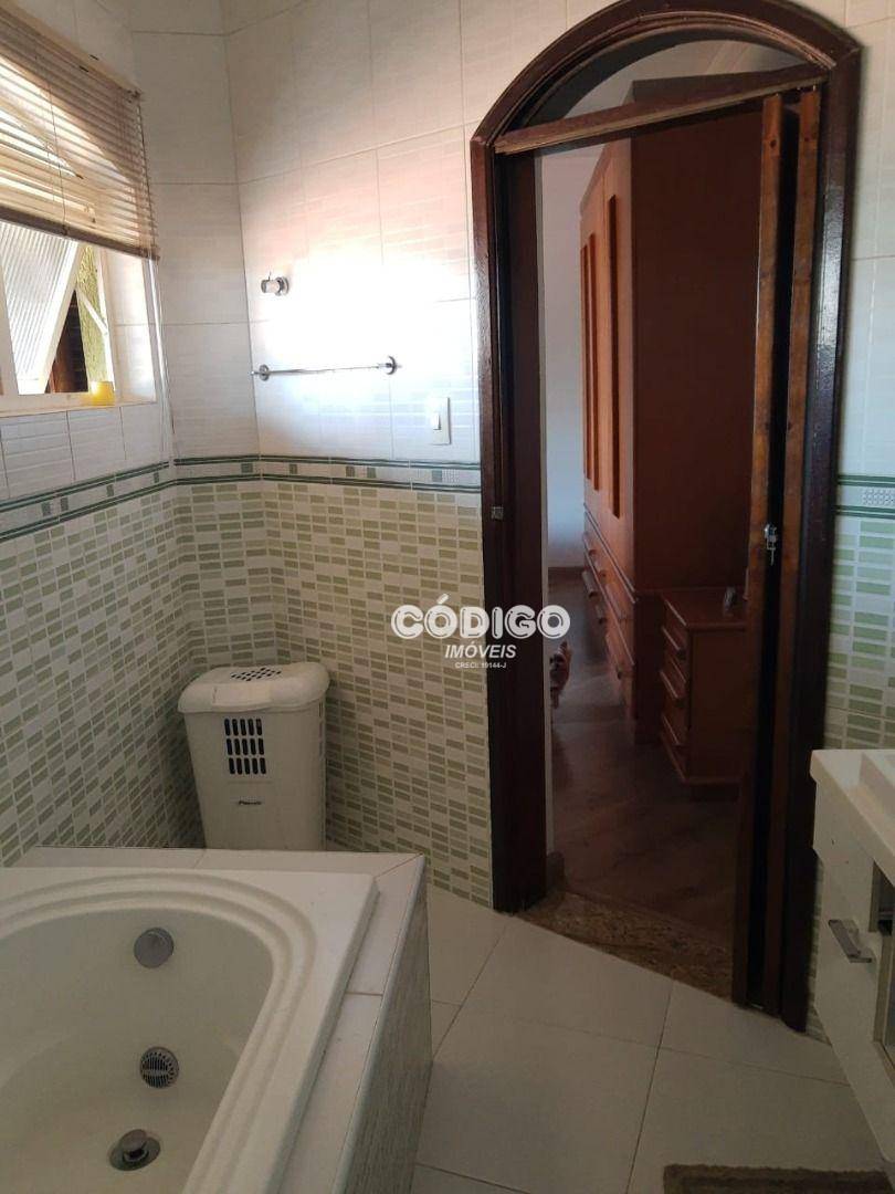 Sobrado à venda com 3 quartos, 234m² - Foto 41