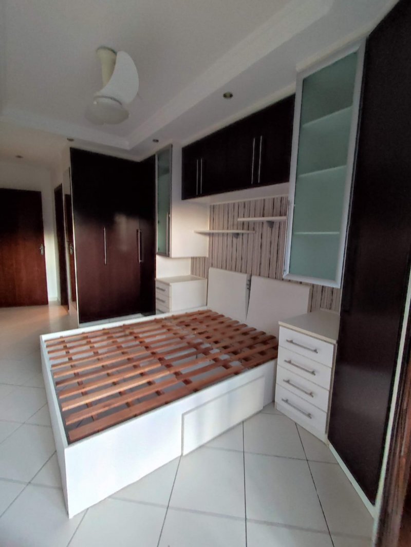 Sobrado à venda com 2 quartos, 130m² - Foto 10