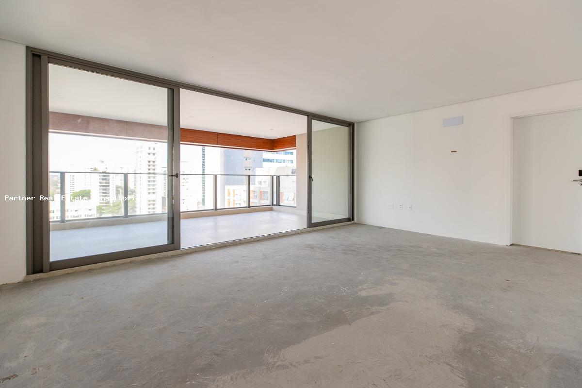 Apartamento à venda com 4 quartos, 232m² - Foto 23