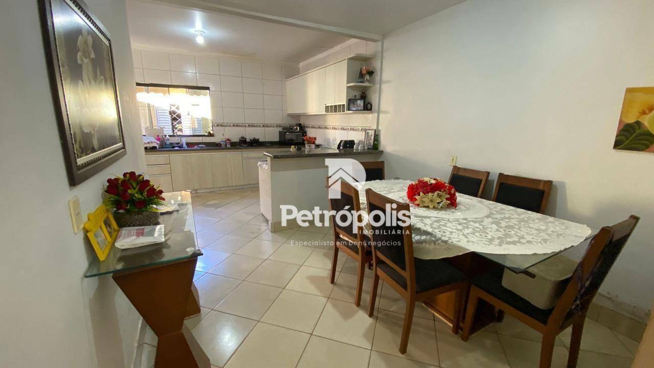 Casa à venda com 2 quartos, 170m² - Foto 5