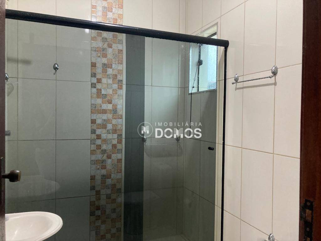 Casa à venda com 3 quartos, 250M2 - Foto 7