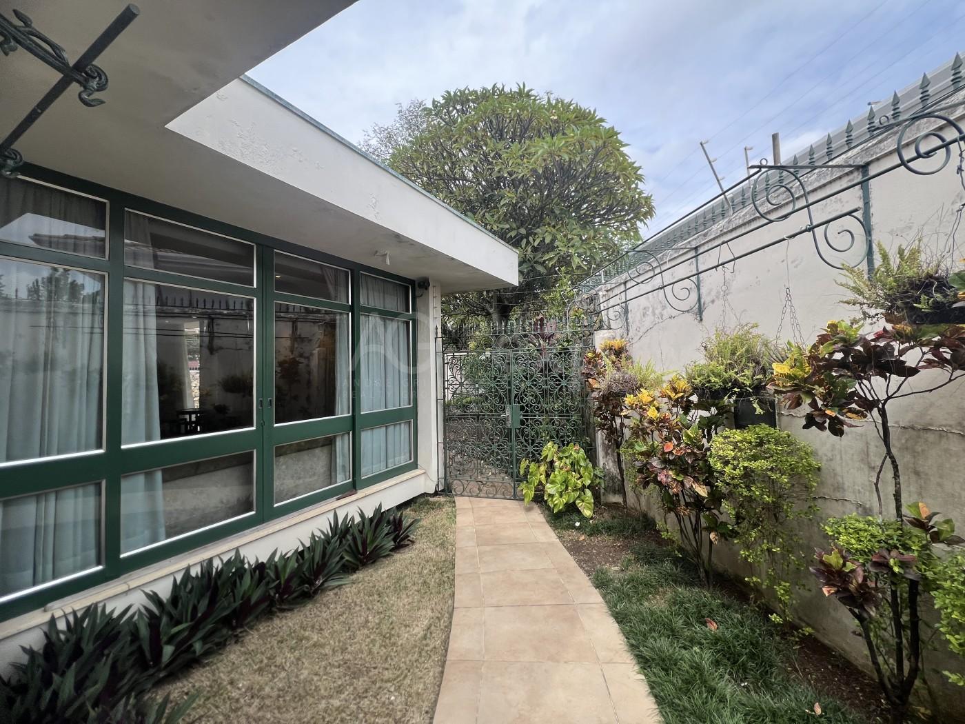 Casa à venda com 5 quartos, 430m² - Foto 45