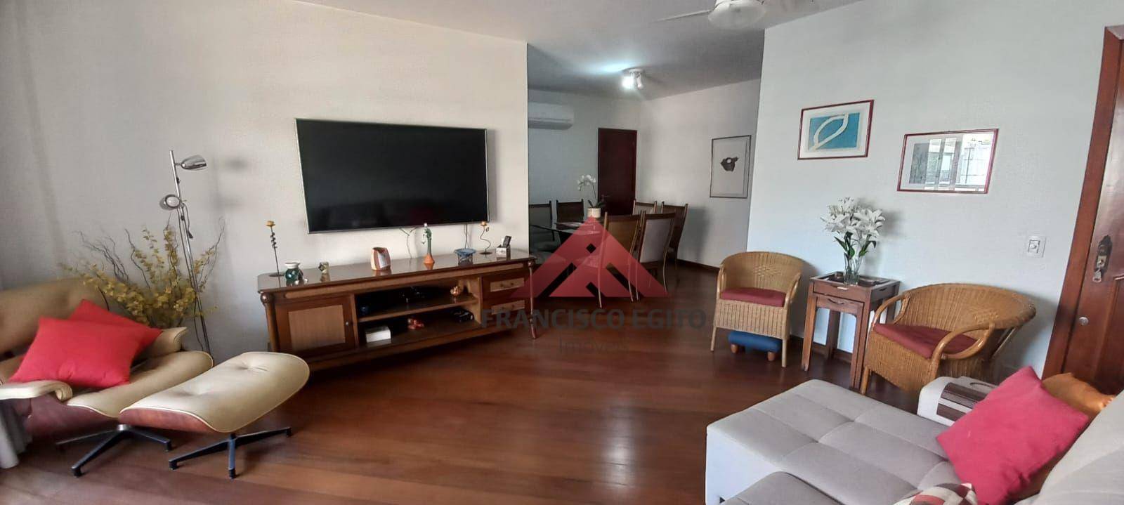 Apartamento à venda com 3 quartos, 230m² - Foto 1