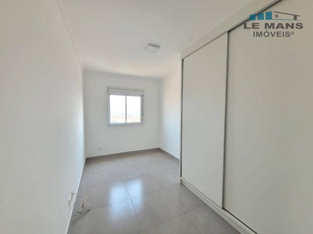 Apartamento à venda e aluguel com 2 quartos, 70m² - Foto 7