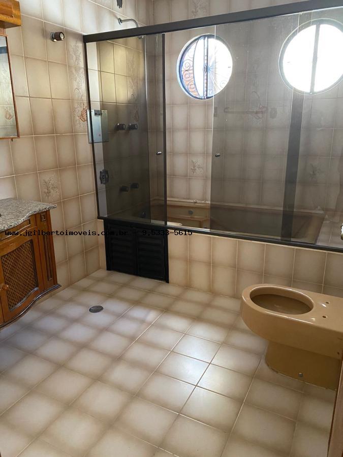 Casa à venda com 6 quartos, 300m² - Foto 23