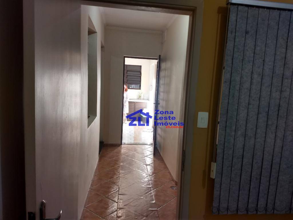 Sobrado à venda com 3 quartos, 200m² - Foto 11