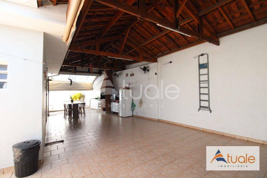 Casa à venda com 3 quartos, 235m² - Foto 42