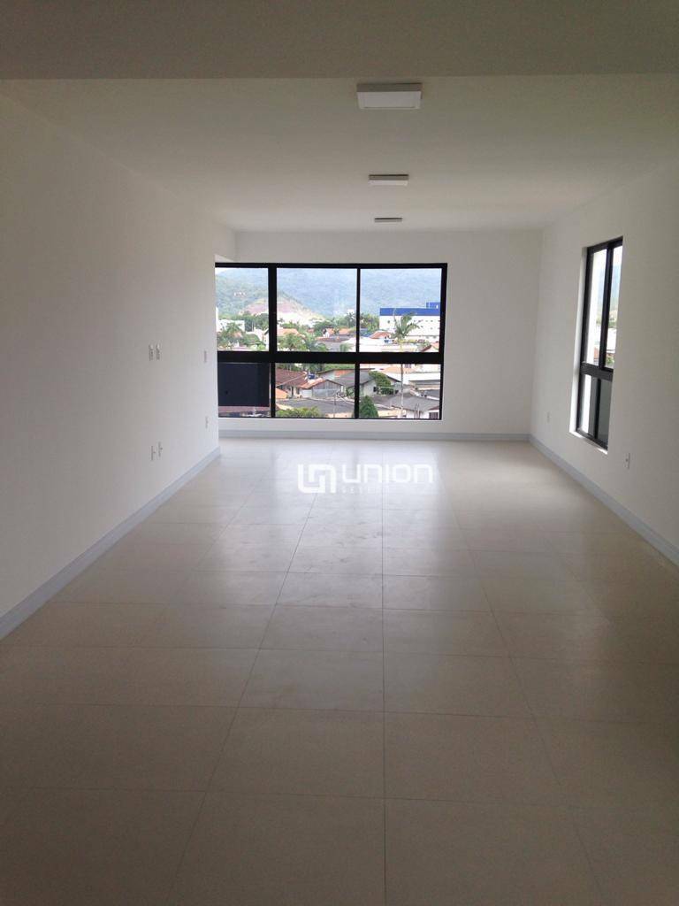 Apartamento à venda com 3 quartos, 108m² - Foto 5