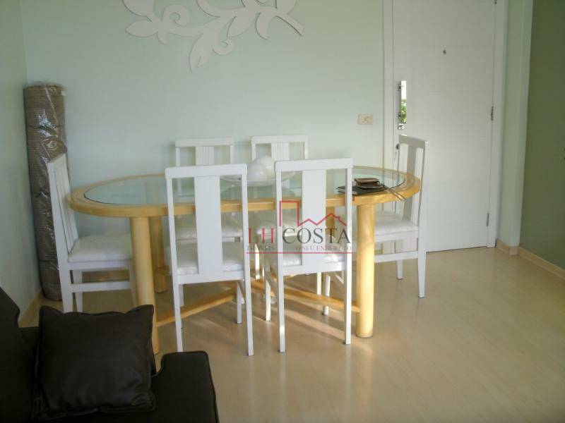 Apartamento à venda com 3 quartos, 101m² - Foto 2