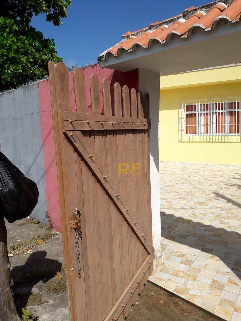 Casa à venda com 2 quartos, 1m² - Foto 2