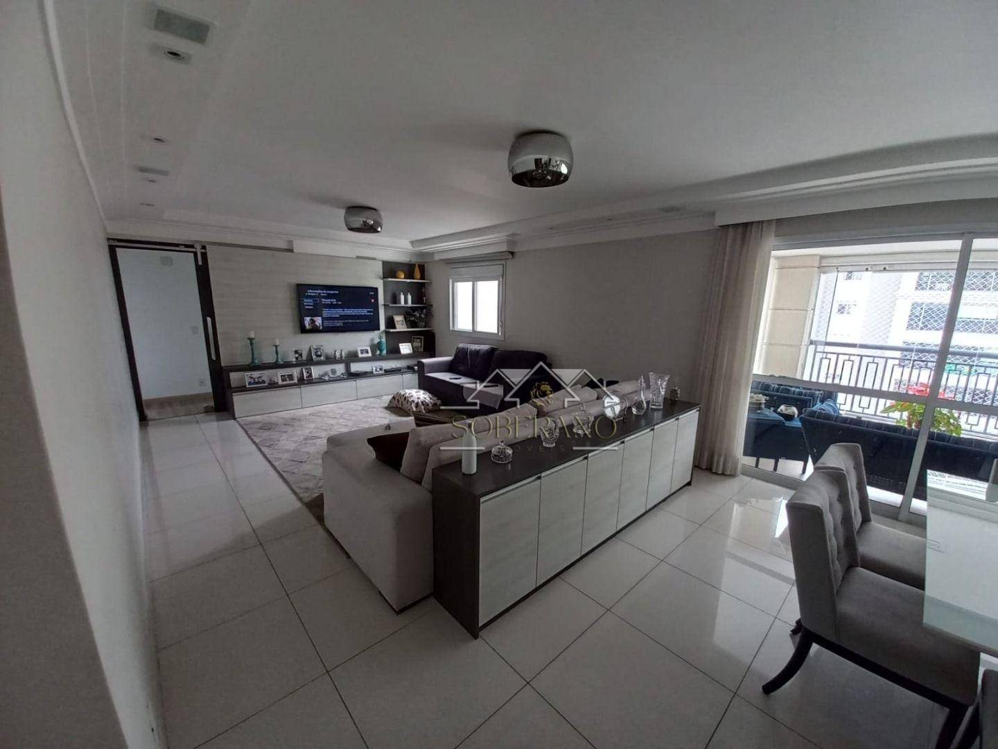 Apartamento à venda com 3 quartos, 177m² - Foto 2