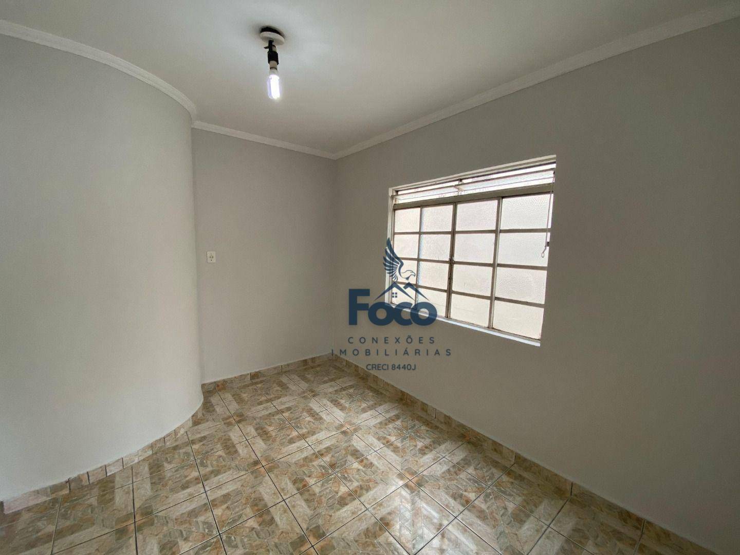 Apartamento à venda com 3 quartos, 75m² - Foto 12