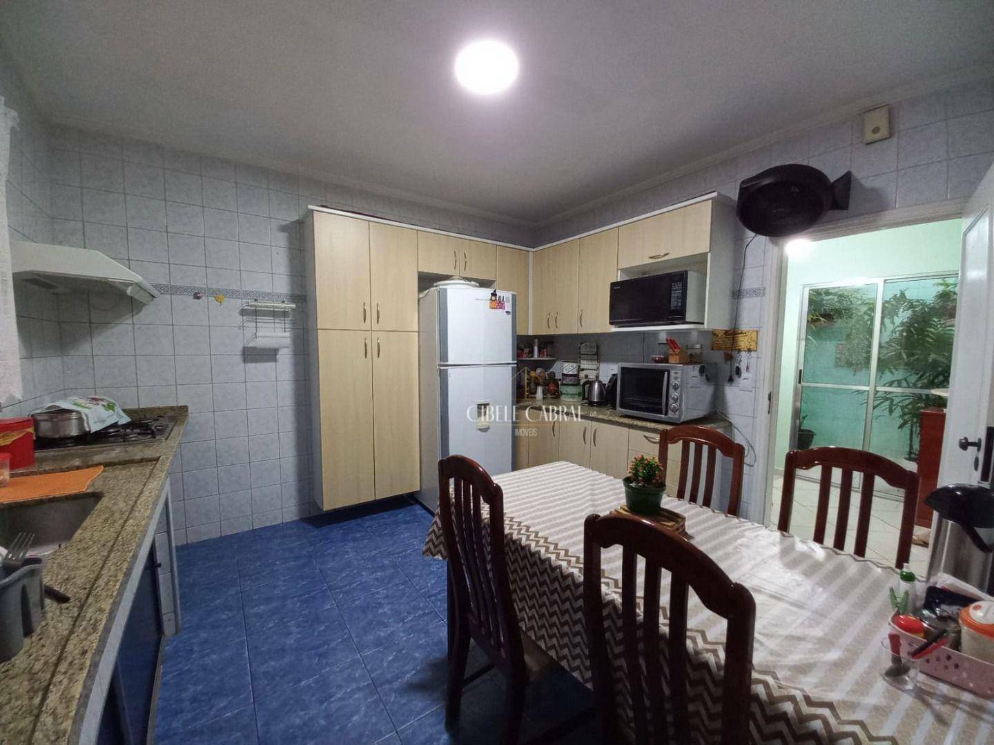 Casa à venda com 3 quartos, 140m² - Foto 12