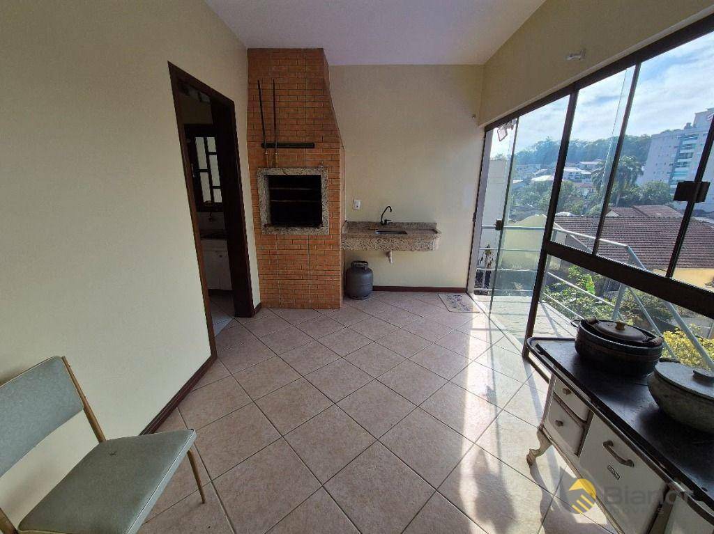Casa à venda e aluguel com 3 quartos, 208m² - Foto 7
