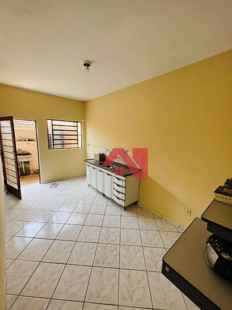 Casa à venda com 5 quartos, 197m² - Foto 23