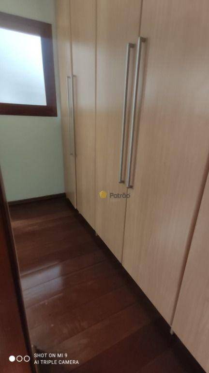 Sobrado à venda com 3 quartos, 320m² - Foto 31