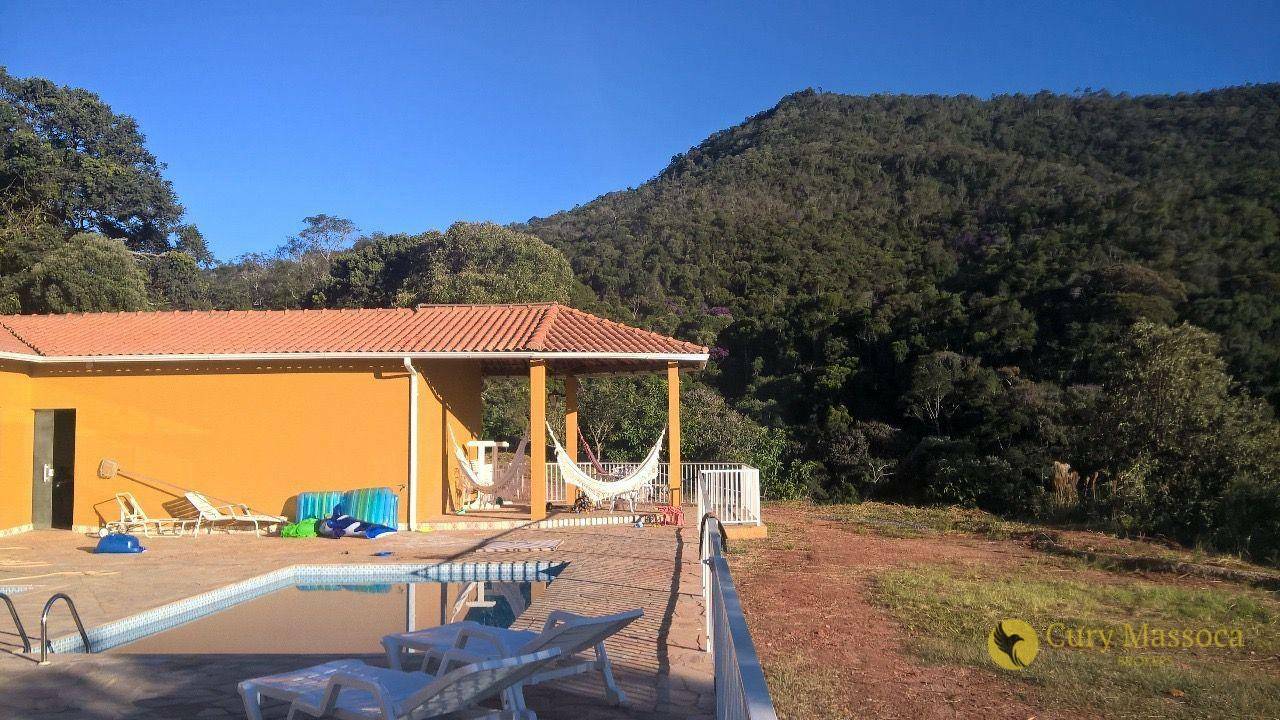 Chácara à venda com 7 quartos, 450m² - Foto 2