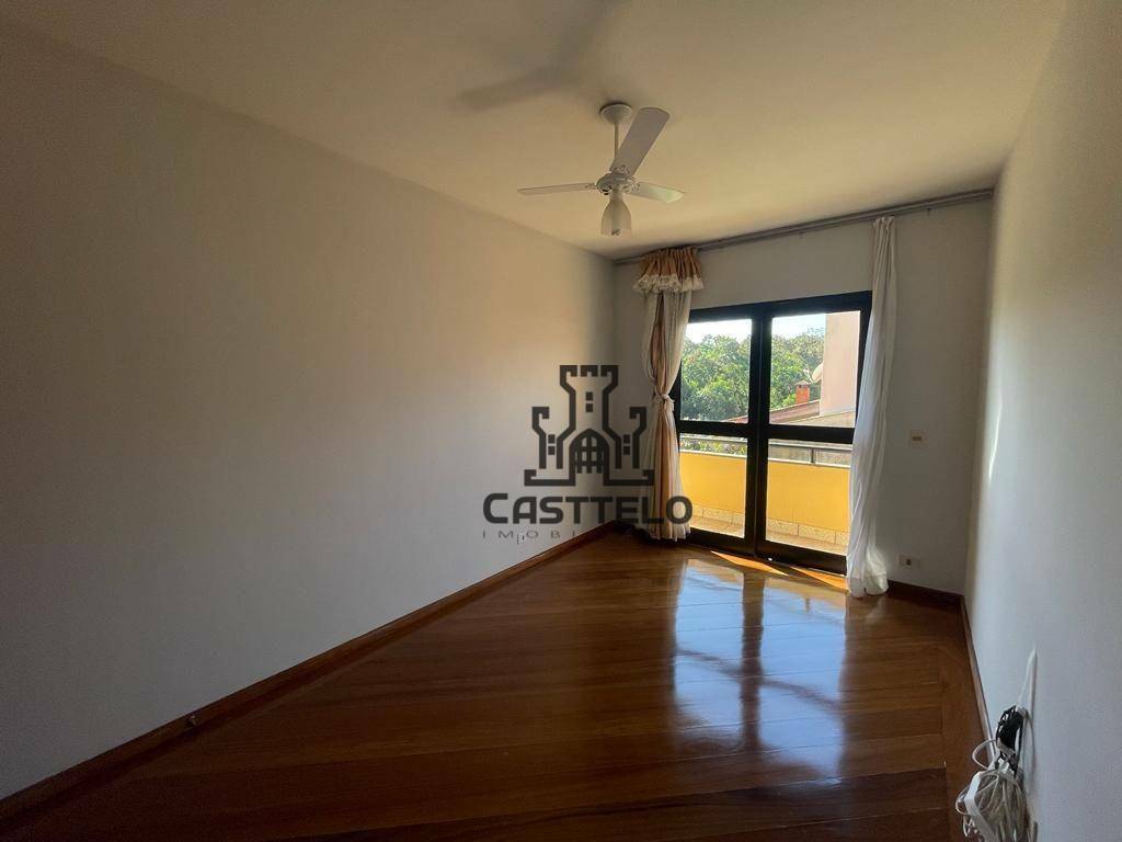 Casa à venda com 4 quartos, 266m² - Foto 22