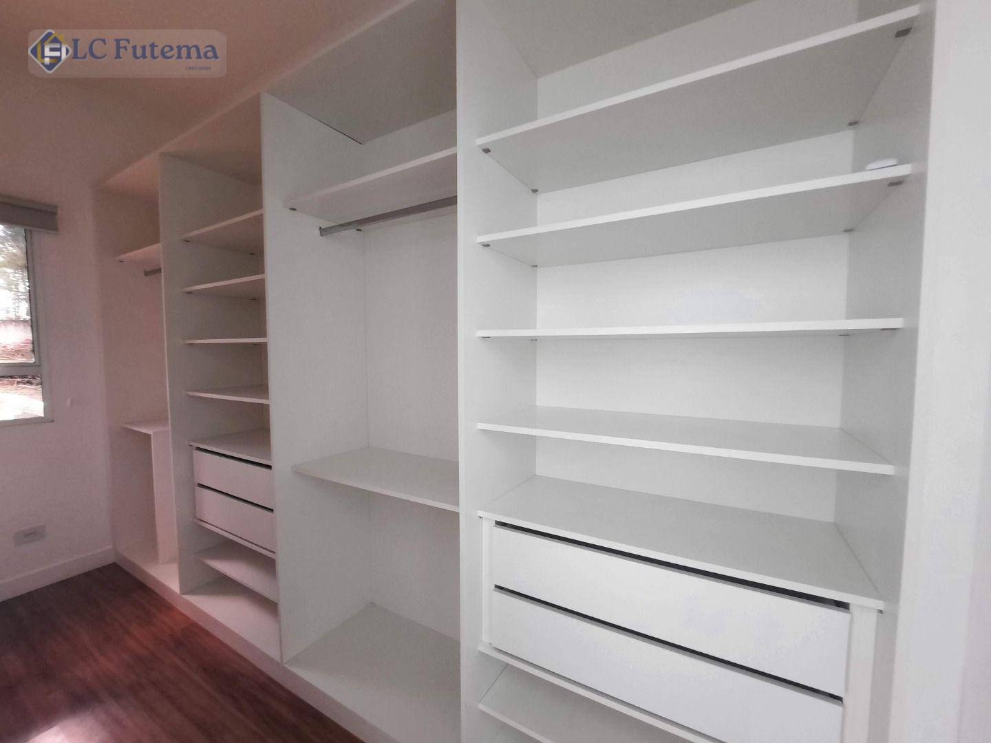 Casa de Condomínio para alugar com 3 quartos, 214m² - Foto 16