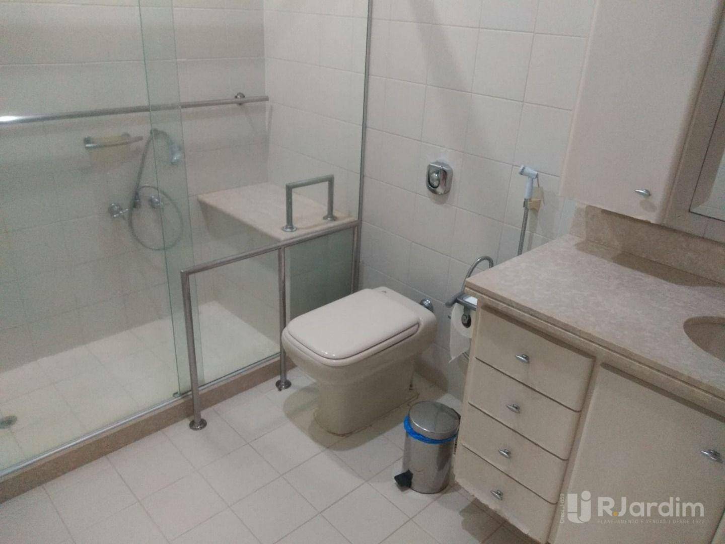 Apartamento à venda e aluguel com 2 quartos, 61m² - Foto 16