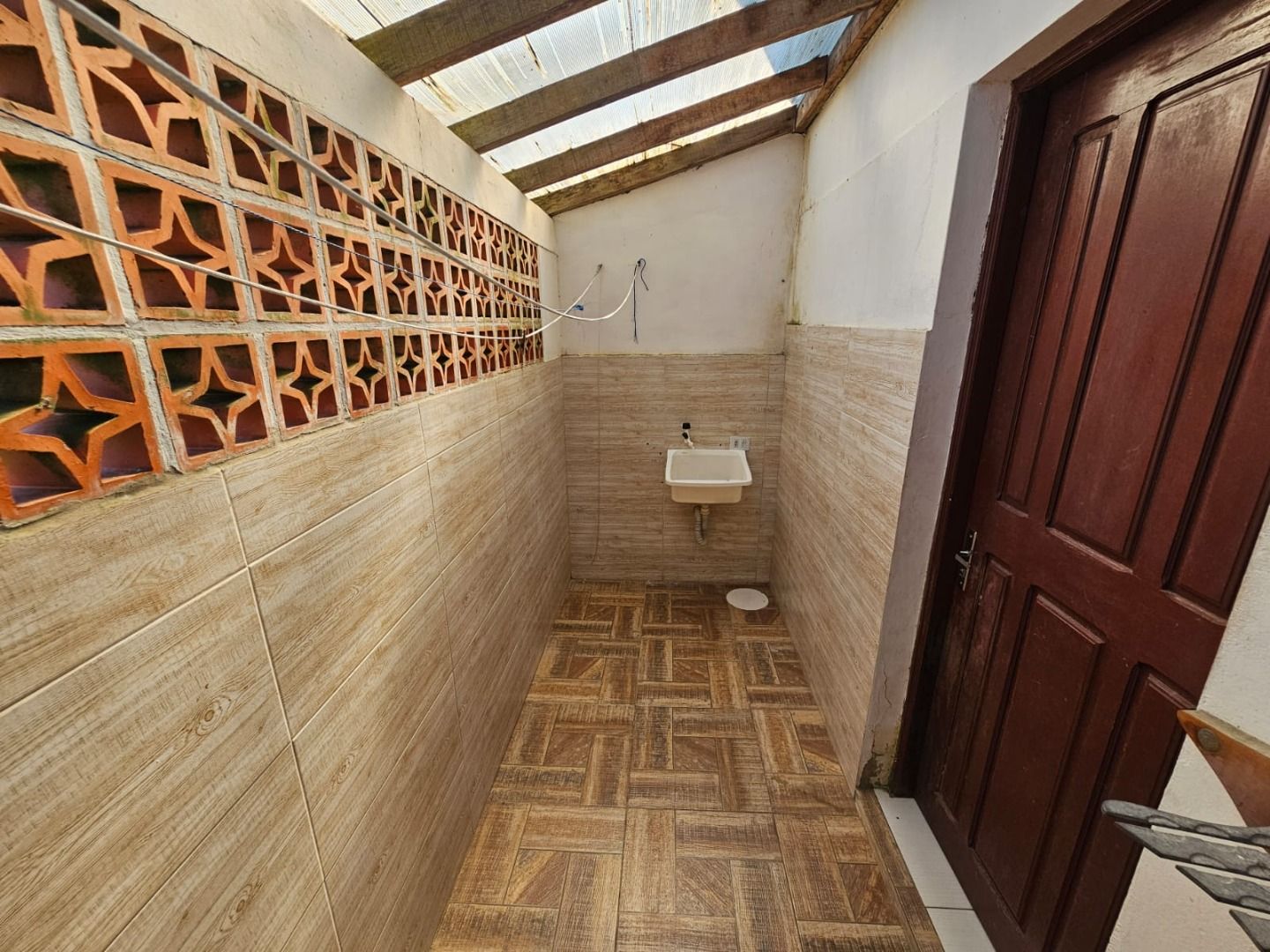 Casa à venda com 2 quartos, 60m² - Foto 11