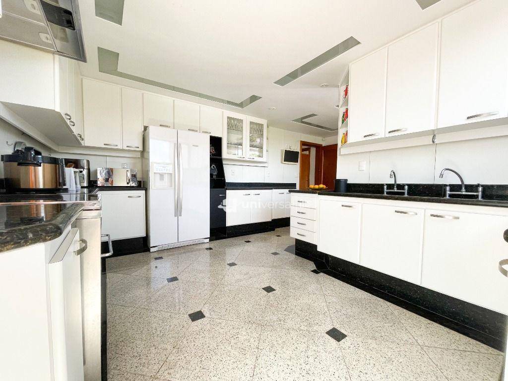 Casa de Condomínio à venda com 5 quartos, 650m² - Foto 27