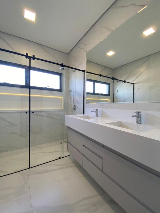 Casa à venda com 3 quartos, 200m² - Foto 29