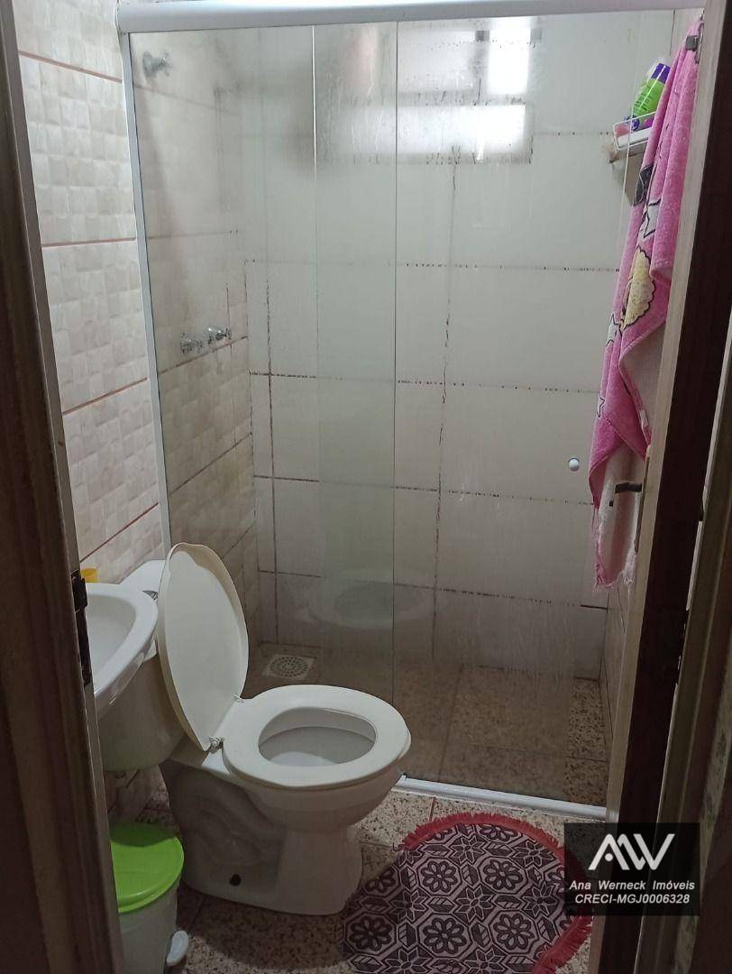 Casa à venda com 3 quartos, 50m² - Foto 4