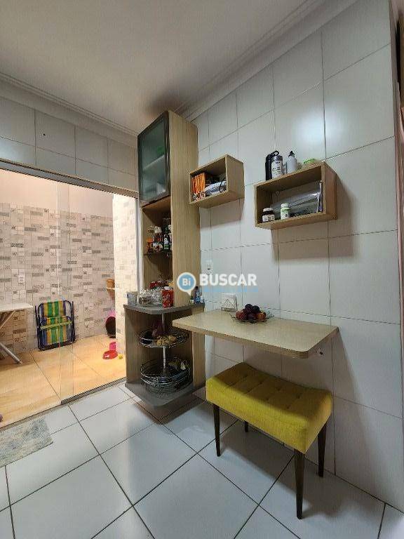 Casa de Condomínio à venda com 3 quartos, 120m² - Foto 9