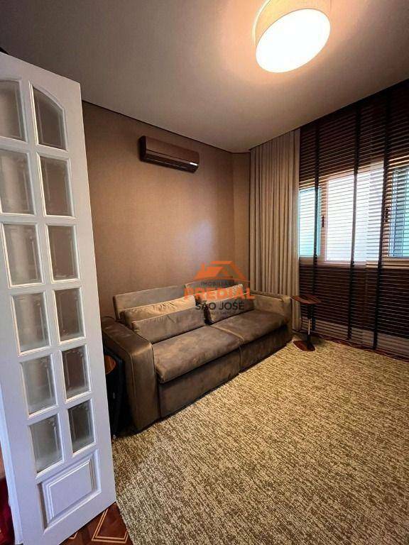 Casa de Condomínio à venda com 4 quartos, 350m² - Foto 11