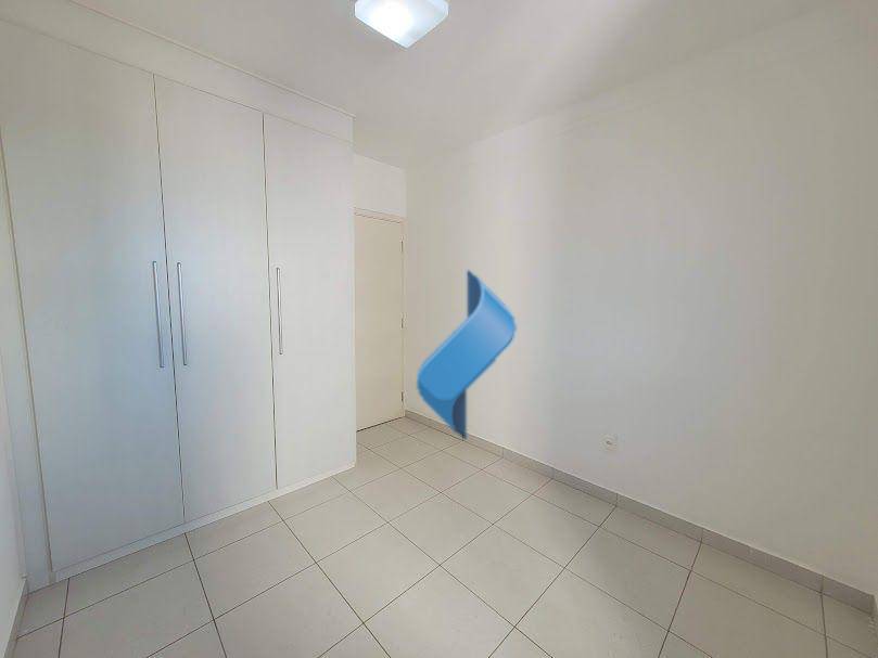 Apartamento para alugar com 3 quartos, 90m² - Foto 16