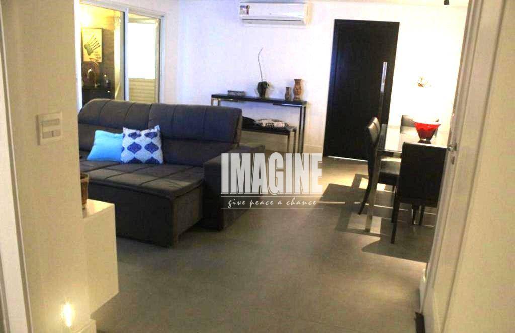 Apartamento à venda com 3 quartos, 121m² - Foto 2