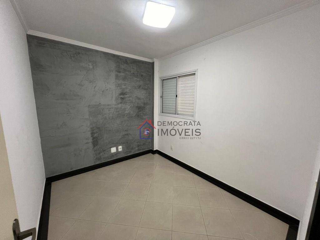 Apartamento à venda com 3 quartos, 79m² - Foto 5