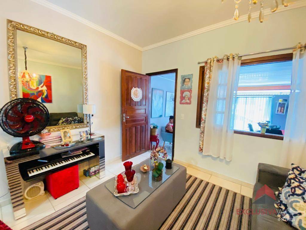 Casa à venda com 2 quartos, 97m² - Foto 2