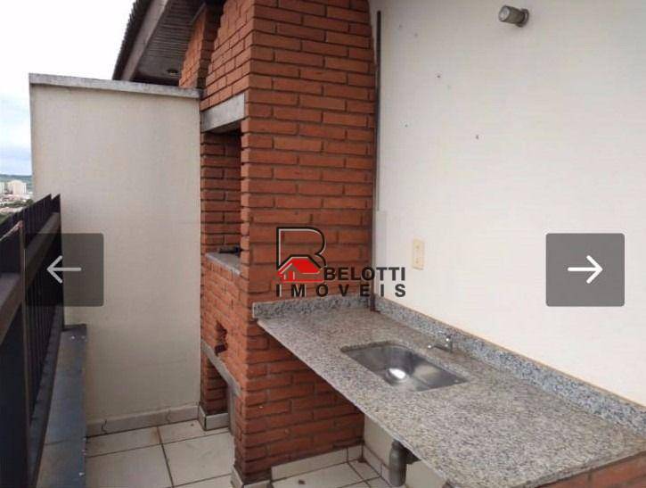 Apartamento à venda com 3 quartos, 180m² - Foto 3