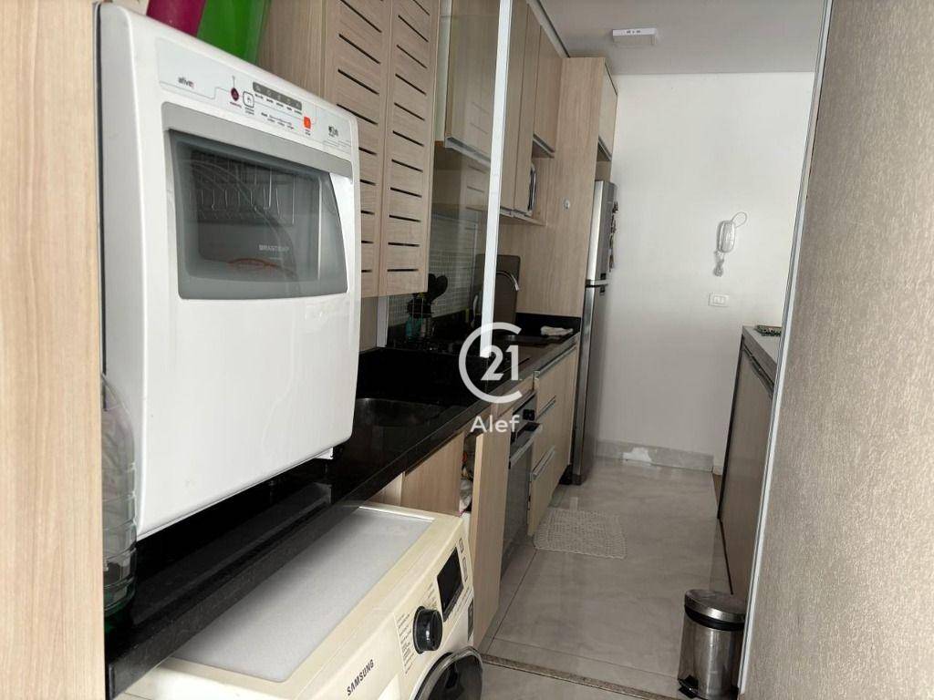 Apartamento à venda com 2 quartos, 62m² - Foto 8